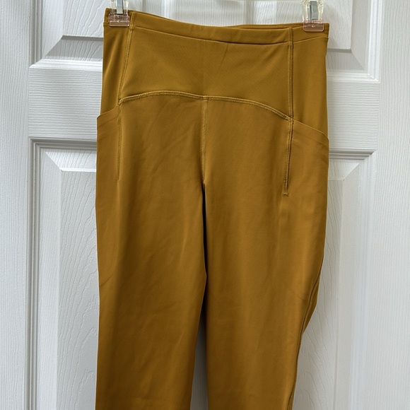 LIKE NEW! Lululemon Swift Speed High-Rise Tight 28" - Picture 8 of 16